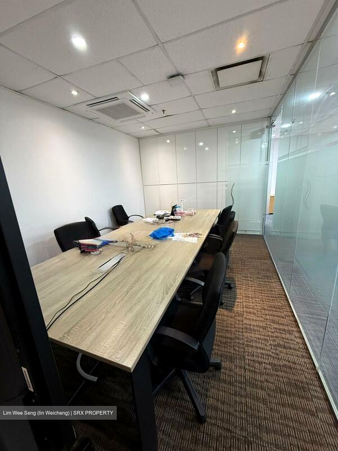 Royal Brothers Building (D1), Office #459614481